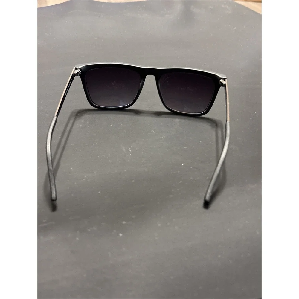 GUESS GF0176 02B Matte Black Rectangular Sunglasses 55-17-140 Gradient